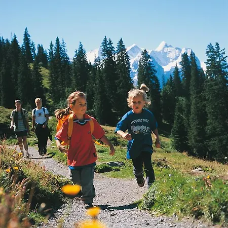 Mountain Urweider Hostel Innertkirchen