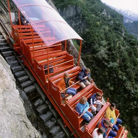 Mountain Urweider Hostel *