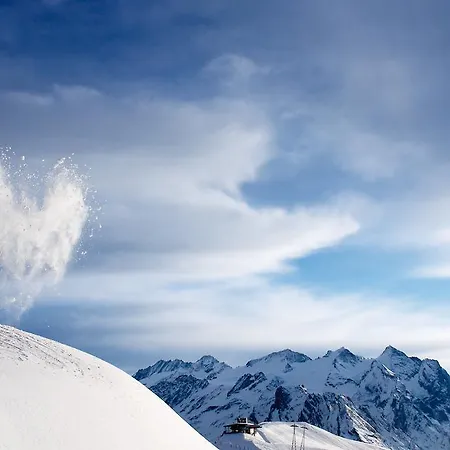 旅馆 乌尔韦德山庄旅舍 茵诺科琴