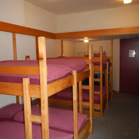 乌尔韦德山庄旅舍 茵诺科琴